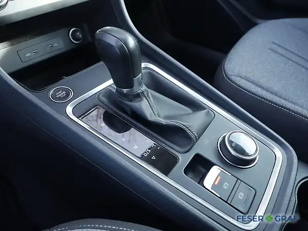 SEAT ATECA (10/13)