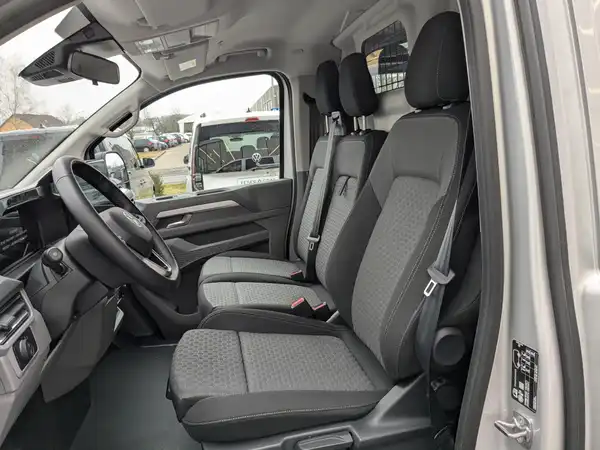 VW DER NEUE TRANSPORTER (8/15)
