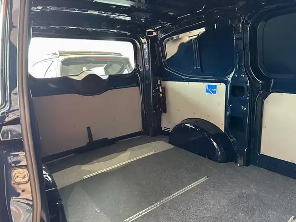 VW DER NEUE TRANSPORTER (10/10)