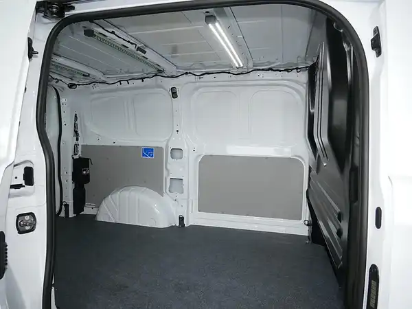 VW DER NEUE TRANSPORTER KASTEN (6/9)