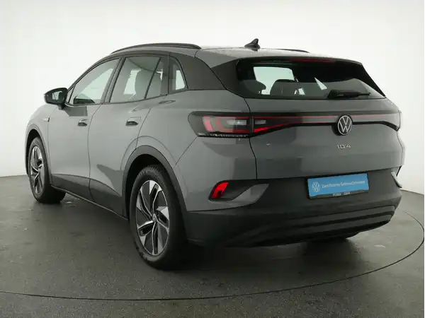 VW ID.4 (10/13)