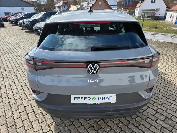 VW ID.4 (7/27)