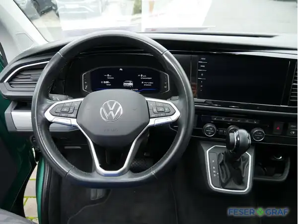 VW T6.1 MULTIVAN (13/15)