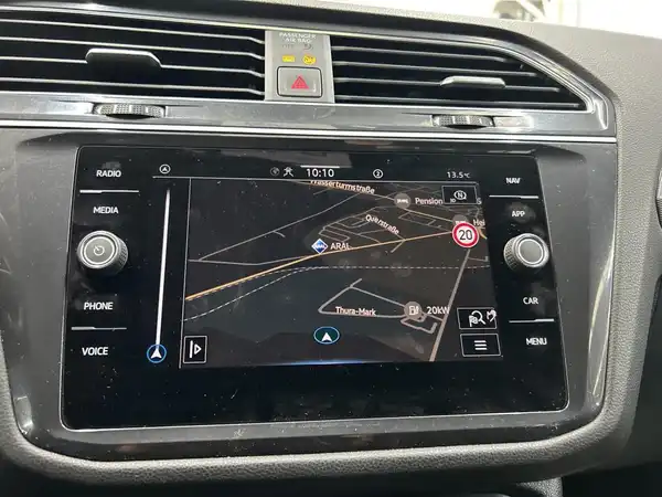 VW TIGUAN ALLSPACE (9/10)