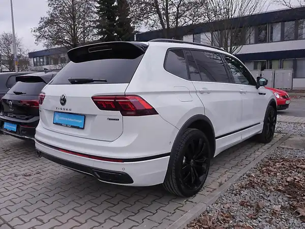 VW TIGUAN ALLSPACE (3/17)