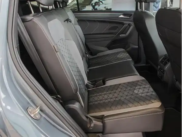 VW TIGUAN ALLSPACE (6/10)