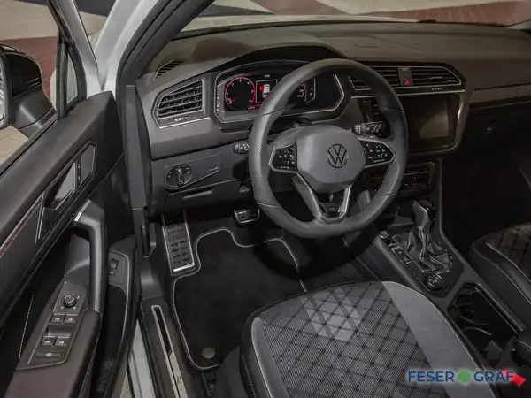 VW TIGUAN ALLSPACE (4/13)