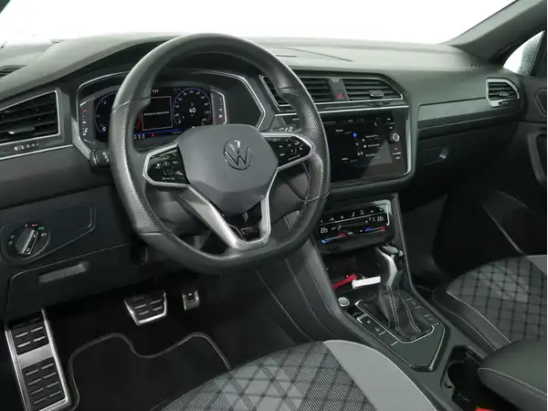 VW TIGUAN ALLSPACE (6/14)