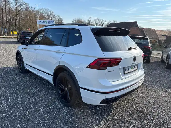 VW TIGUAN ALLSPACE (4/10)