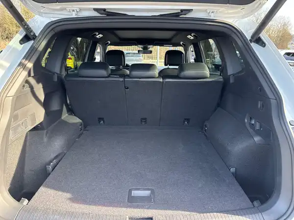 VW TIGUAN ALLSPACE (7/10)