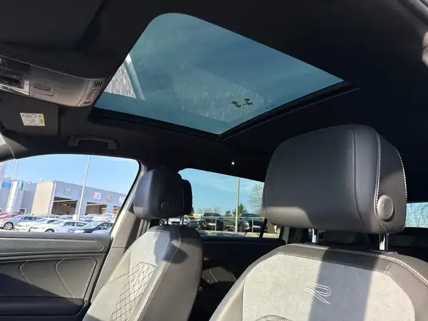 VW TIGUAN ALLSPACE (10/10)