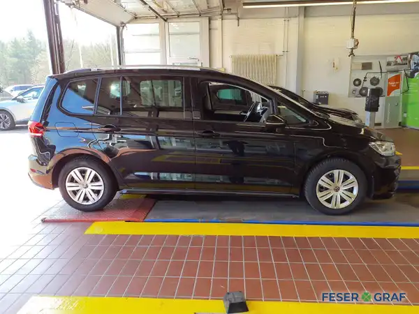 VW TOURAN (8/13)